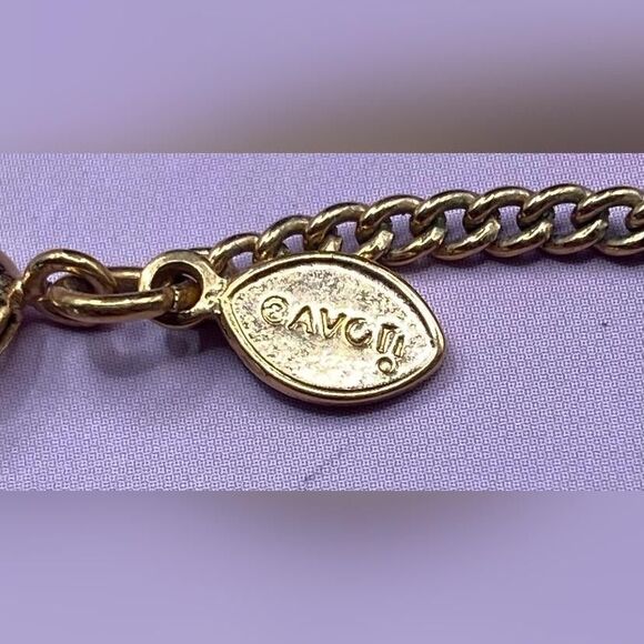 Avon Gold Tone Station Necklace Textured Love Knot Beads Chain Costume Jewelry - Picture 3 of 4